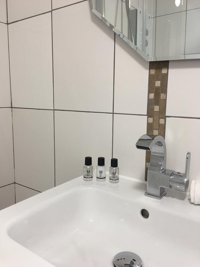 Отель Elris Essex House Клактон-он-Си Экстерьер фото