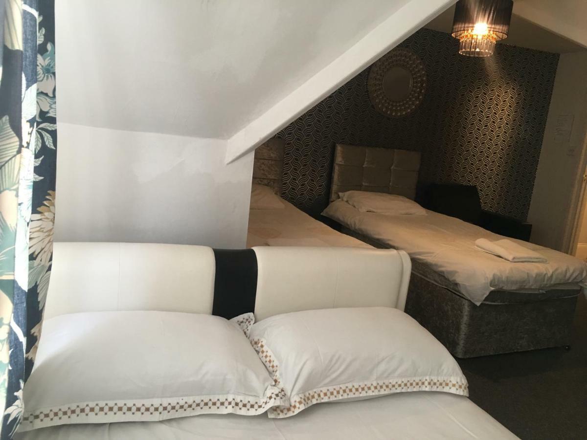Отель Elris Essex House Клактон-он-Си Экстерьер фото